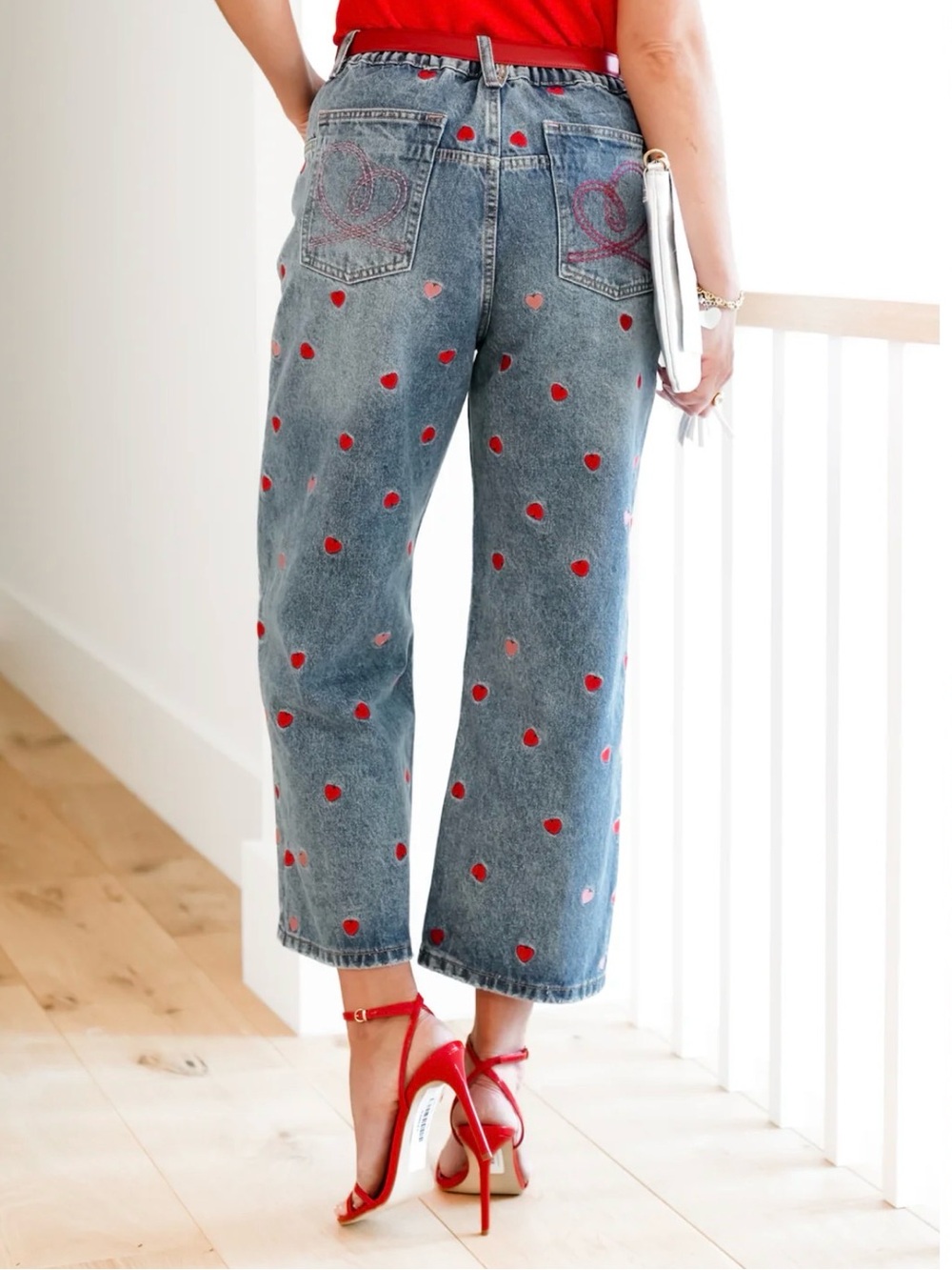 🅾️❤️♥️💗OH Blue Denim Wide-Leg Jeans with Red Heart Print - Picture 4 of 11